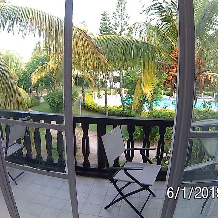 La Francaise Hotel Pereybere Beach Buitenkant foto