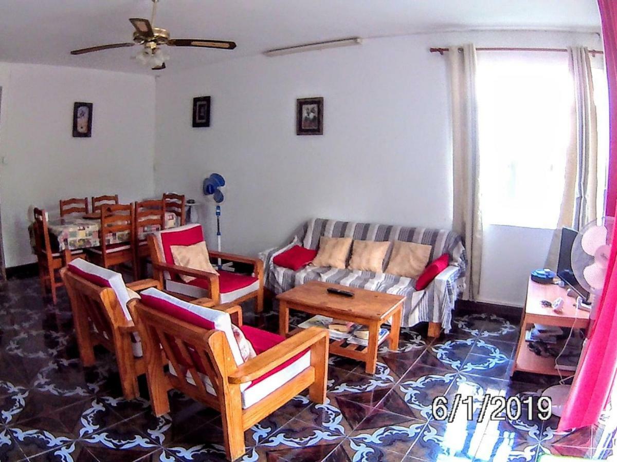 La Francaise Hotel Pereybere Beach Buitenkant foto
